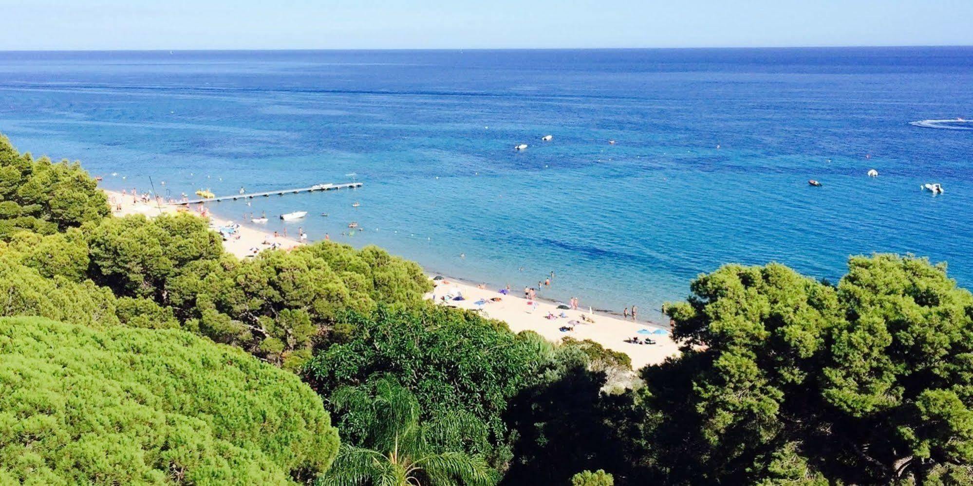 Abamar Hotel Santa Margherita di Pula Kültér fotó